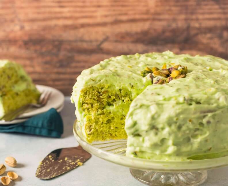 Pistachio Pineapple Cake